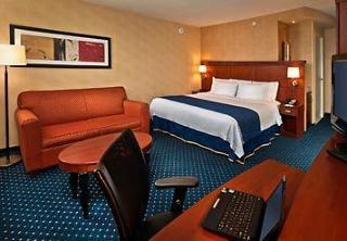 Courtyard Dunn Loring Fairfax Hotel 3*